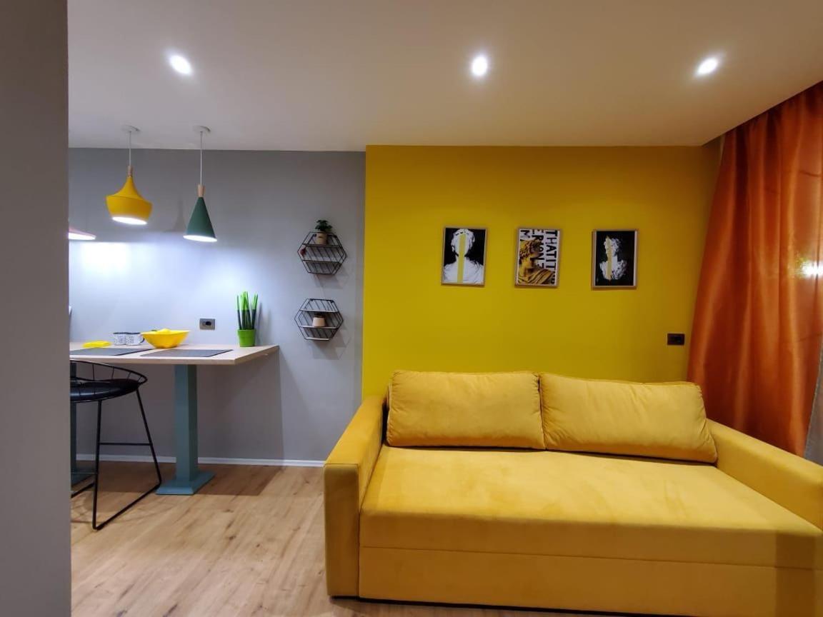 Apartament Helga's Deluxe 2 Tirana